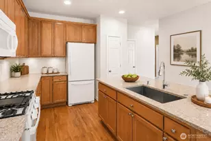 2506 152nd St SW, Lynnwood, WA 98087 - Photo 3