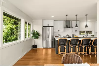 3820 45th Avenue S, Seattle, WA 98118 - Photo 11