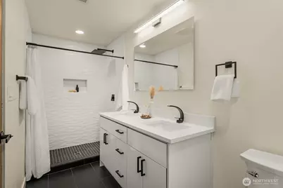 3820 45th Avenue S, Seattle, WA 98118 - Photo 17