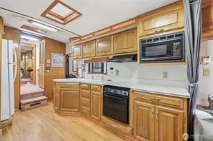 1028 Maple Ln, Sumas, WA 98295 - Photo 9