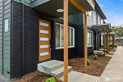 1220 N 137th Street #Unit 5, Seattle, WA 98133 - Photo 1