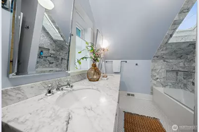6703 17th Avenue NW, Seattle, WA 98117 - Photo 23