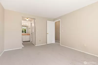 820 Cady Road #F105, Everett, WA 98203 - Photo 15