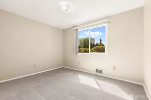 820 Cady Rd, Everett, WA 98203 - Photo 11
