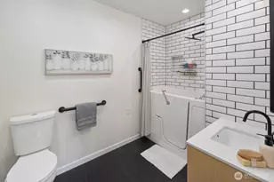 35010 Rhododendron Dr SE, Snoqualmie, WA 98065 - Photo 17