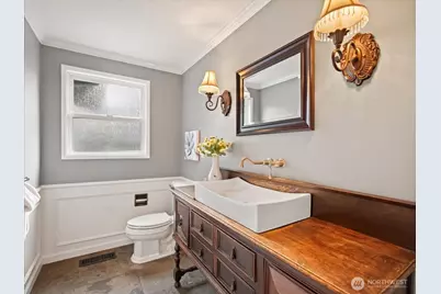 8255 SE 59th Street, Mercer Island, WA 98040 - Photo 21