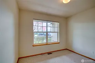 1051 Fidalgo Dr, Burlington, WA 98233 - Photo 17