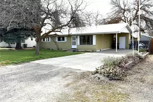 104 W 1st St, Waterville, WA 98858 - Photo 3