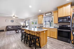 802 Willow Ave NE, Quincy, WA 98848 - Photo 9