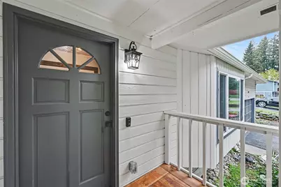 8203 181st Avenue E, Bonney Lake, WA 98391 - Photo 5