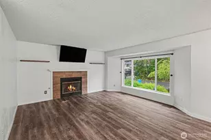 8203 181st Ave E, Bonney Lake, WA 98391 - Photo 11
