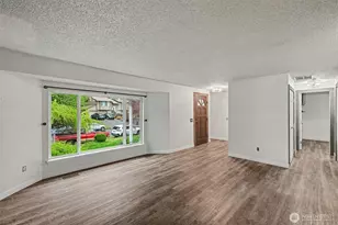 8203 181st Ave E, Bonney Lake, WA 98391 - Photo 9