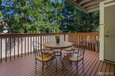 17302 NE 45th Street #101, Redmond, WA 98052 - Photo 15