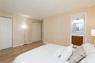 17302 NE 45th St, Redmond, WA 98052 - Photo 11