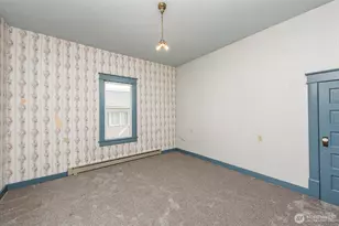 318 W 8th St, Port Angeles, WA 98362 - Photo 39