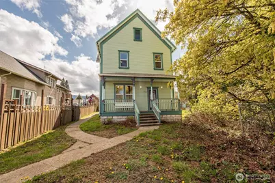 318 W 8th Street, Port Angeles, WA 98362 - Photo 9