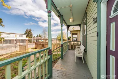 318 W 8th Street, Port Angeles, WA 98362 - Photo 11