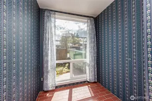 318 W 8th St, Port Angeles, WA 98362 - Photo 19