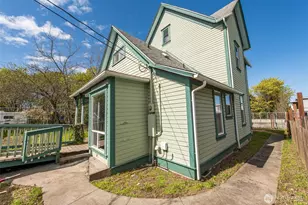 318 W 8th St, Port Angeles, WA 98362 - Photo 7