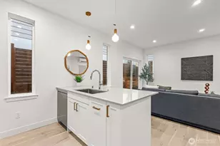 3552 S Dawson St, Seattle, WA 98118 - Photo 11