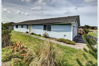 816 325th Street, Ocean Park, WA 98640 - Photo 1
