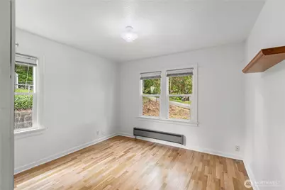 3640 W C Street, Bremerton, WA 98312 - Photo 13