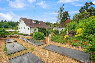 22113 Dockton Road SW, Vashon, WA 98070 - Photo 9