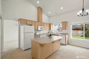 530 Hackmann St, Buckley, WA 98321 - Photo 17