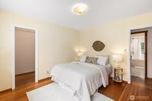 10434 NE 17th St, Bellevue, WA 98004 - Photo 17