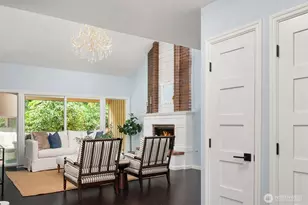 20819 NE 25th St, Sammamish, WA 98074 - Photo 5