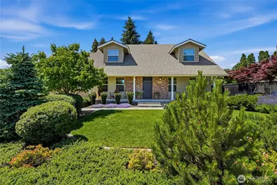 1719 Lexington Place, Wenatchee, WA 98801 - Photo 1
