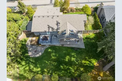 1465 185th Avenue NE, Bellevue, WA 98008 - Photo 33
