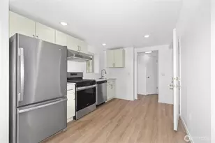 3501 W 3rd St, Anacortes, WA 98221 - Photo 17