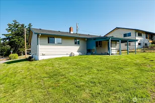 1515 NE 3rd Ave, Oak Harbor, WA 98277 - Photo 3