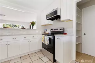 1515 NE 3rd Ave, Oak Harbor, WA 98277 - Photo 17