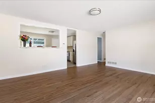 1515 NE 3rd Ave, Oak Harbor, WA 98277 - Photo 9