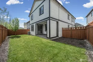 15025 Olympic Loop E, Bonney Lake, WA 98391 - Photo 3