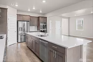 15025 Olympic Loop E, Bonney Lake, WA 98391 - Photo 17