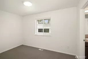 105 118th Ave SE, Bellevue, WA 98005 - Photo 19