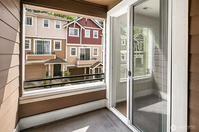 105 118th Avenue SE #3, Bellevue, WA 98005 - Photo 7