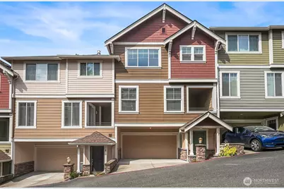 105 118th Avenue SE #3, Bellevue, WA 98005 - Photo 1