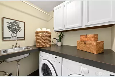 4060 39th Avenue SW, Seattle, WA 98116 - Photo 17