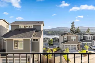 134 Blackfish Ct, Bremerton, WA 98310 - Photo 13