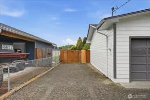 132 Green Acres Dr, Castle Rock, WA 98611 - Photo 31
