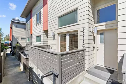 5232 California Avenue SW #C, Seattle, WA 98136 - Photo 3