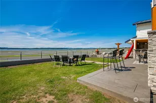 7417 Birch Bay Dr, Blaine, WA 98230 - Photo 9