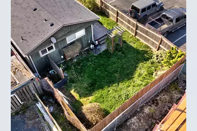 1917 Commercial Avenue, Anacortes, WA 98221 - Photo 21