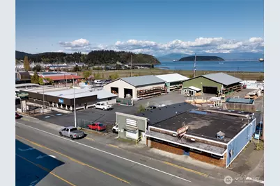 1917 Commercial Avenue, Anacortes, WA 98221 - Photo 23