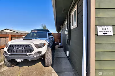 1917 Commercial Avenue, Anacortes, WA 98221 - Photo 19