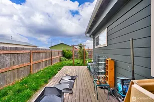 1917 Commercial Ave, Anacortes, WA 98221 - Photo 17